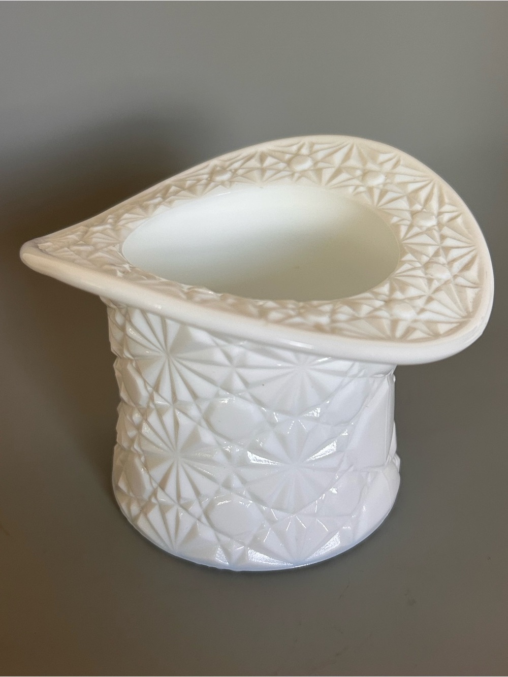 Vintage Fenton White Milk Glass Pressed Daisy & Button Top Hat Toothpick Whimsy